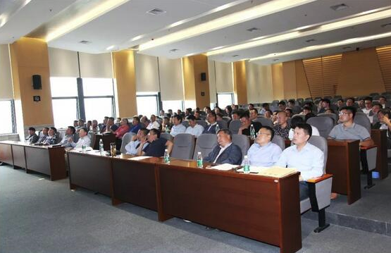 砥礪奮進！揚力集團2018年度國慶營銷工作會議暨營銷經(jīng)理和售后服務(wù)人員培訓(xùn)班圓滿召開！